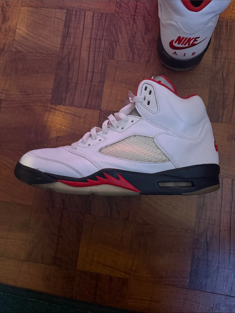 Jordan fire red 5 size 14